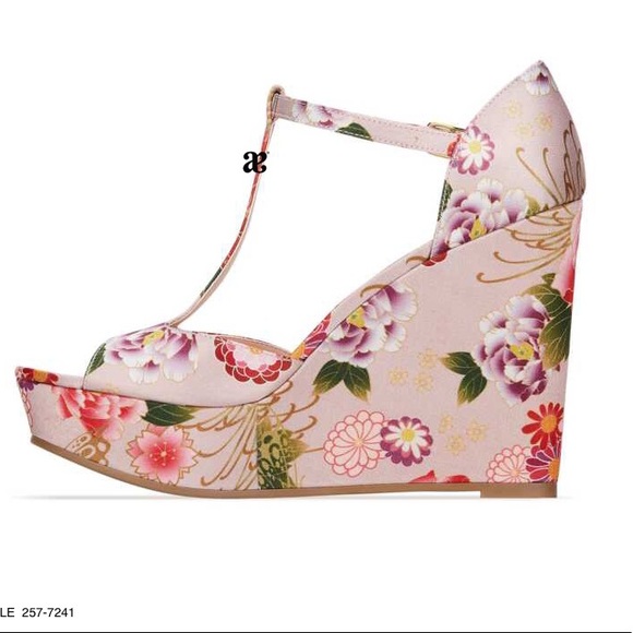 Wedges - Picture 3 of 4